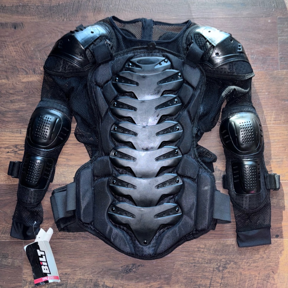 BiLT Charger Jacket